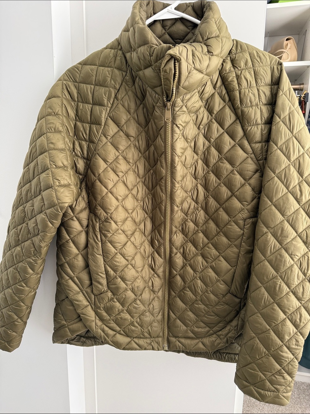 Athleta Quilted Lightweight Jacket - Olive